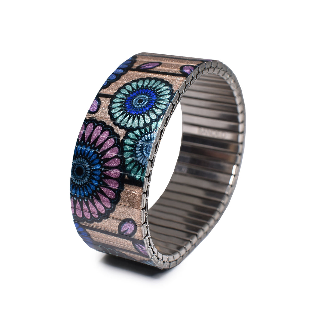 Flora Atomica - La Coupole - 23mm - Metallic Finish  Ein Strauß in den Farben von Paris, verziert mit einem glitzernden Hintergrund in Golden Peach. Eine Hommage an eines unserer Lieblingsrestaurants in Paris, La Coupole.