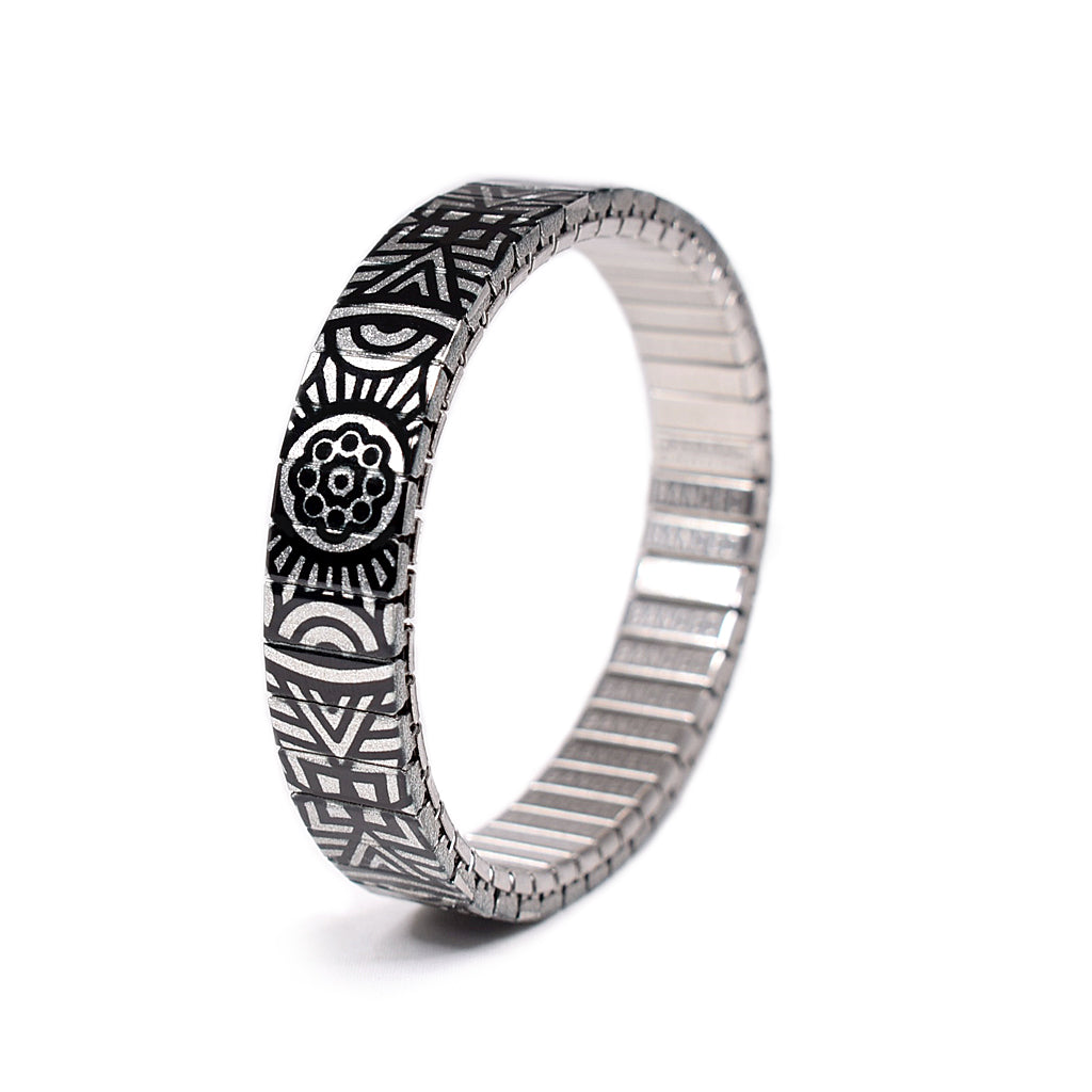 Gaudi's Footsteps - El Capitan Metallic Slim The Pyrenees as seen from above with its borders of black and white that divide the imagination. A style for the explorers of mountainous or emotive ranges. New for Summer © 2020, banded berlin