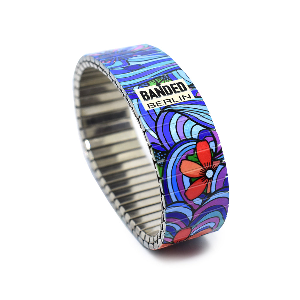 Squiggle Flower Pop-Blues 18mm by Banded Berlin