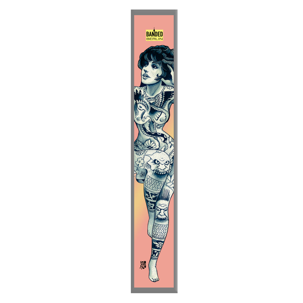 Vintage Tattoo Girl by Brian Kelly-23mm Metallic  New for winter 2022 Design vom Berliner Tattoo-Künstler Brian Kelly. Handgezeichnete, limitierte Auflage.